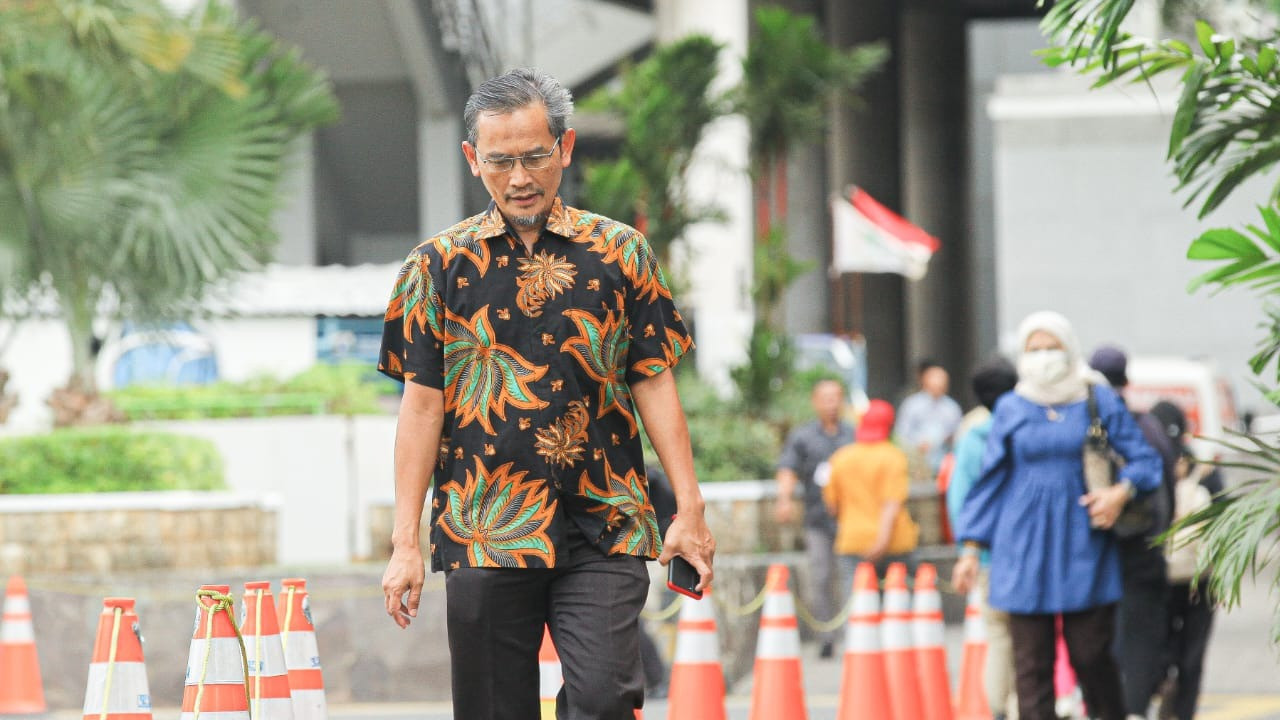 Berita Foto: WFH Tiap Jumat Diberlakukan, ASN di Balai Kota Mulai Bersiap