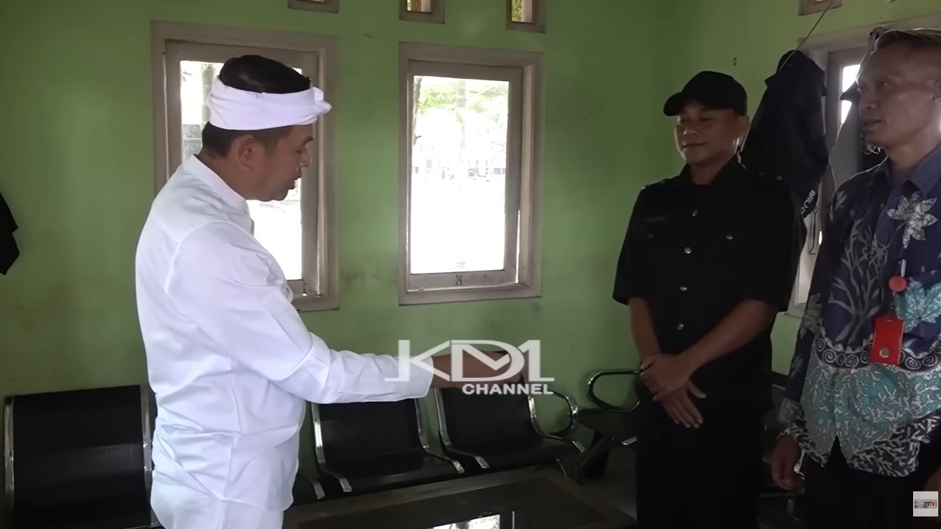Dedi Mulyadi sidak SMA di Subang