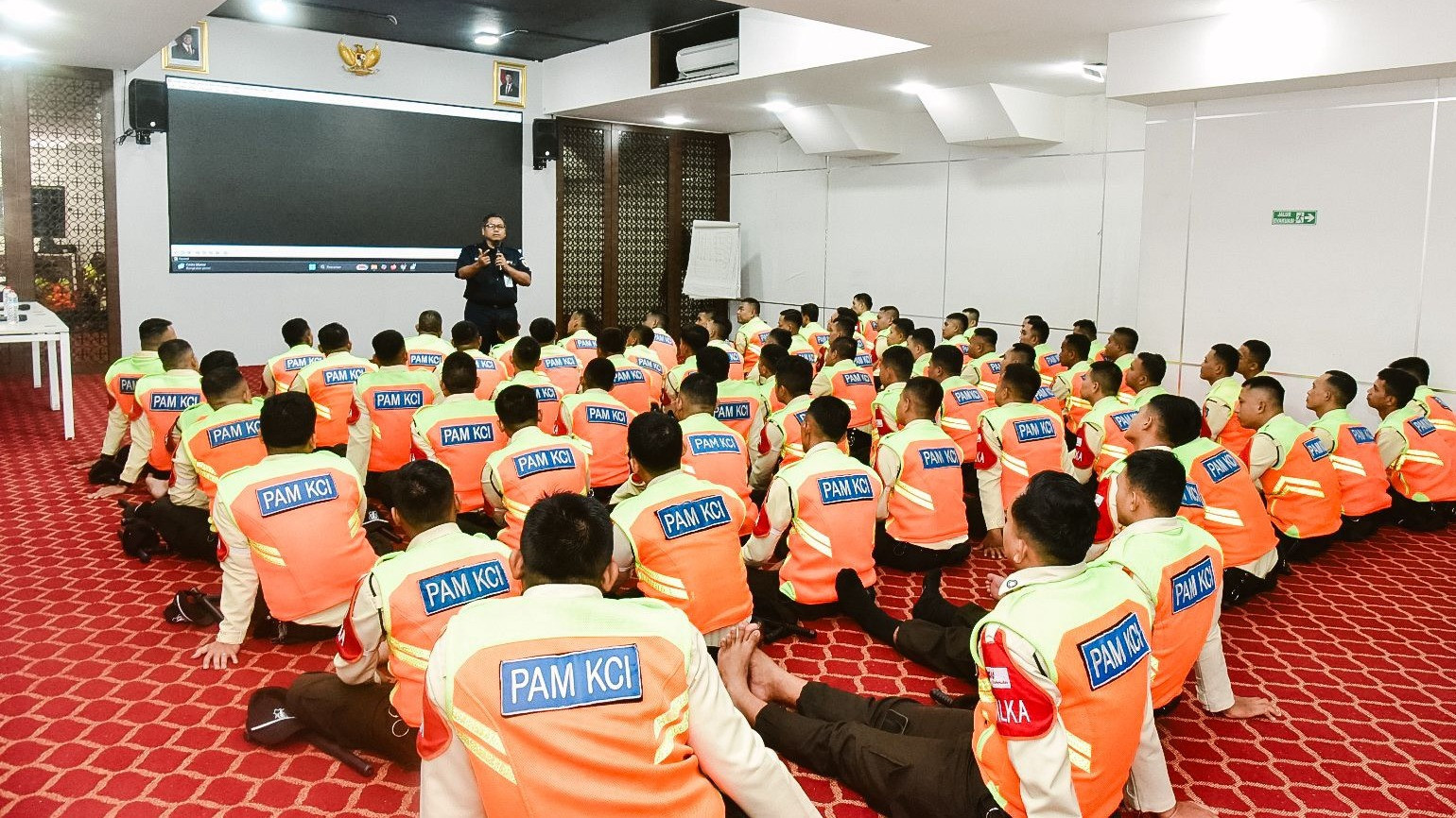 KAI Services kembali membuka kesempatan untuk para calon tenaga keamanan mengikuti training security Gada Pratama dan Gada Madya di Regional 1 Jakarta  hingga Regional 9 Jember.