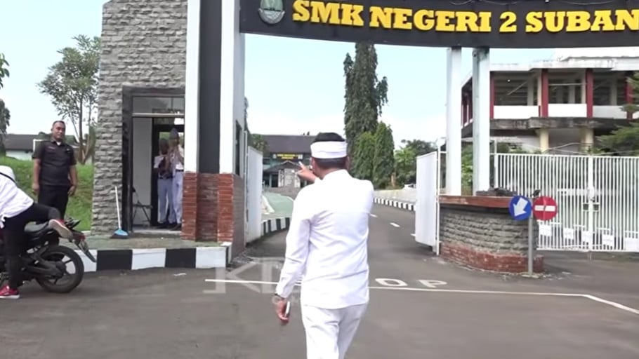 KDM sidak di SMK 2 Subang