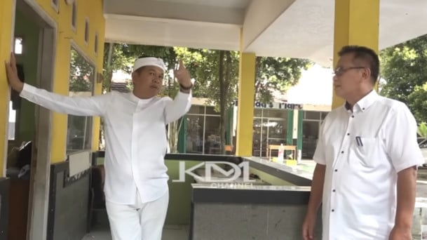 Dedi Mulyadi dan Kepala Sekolah