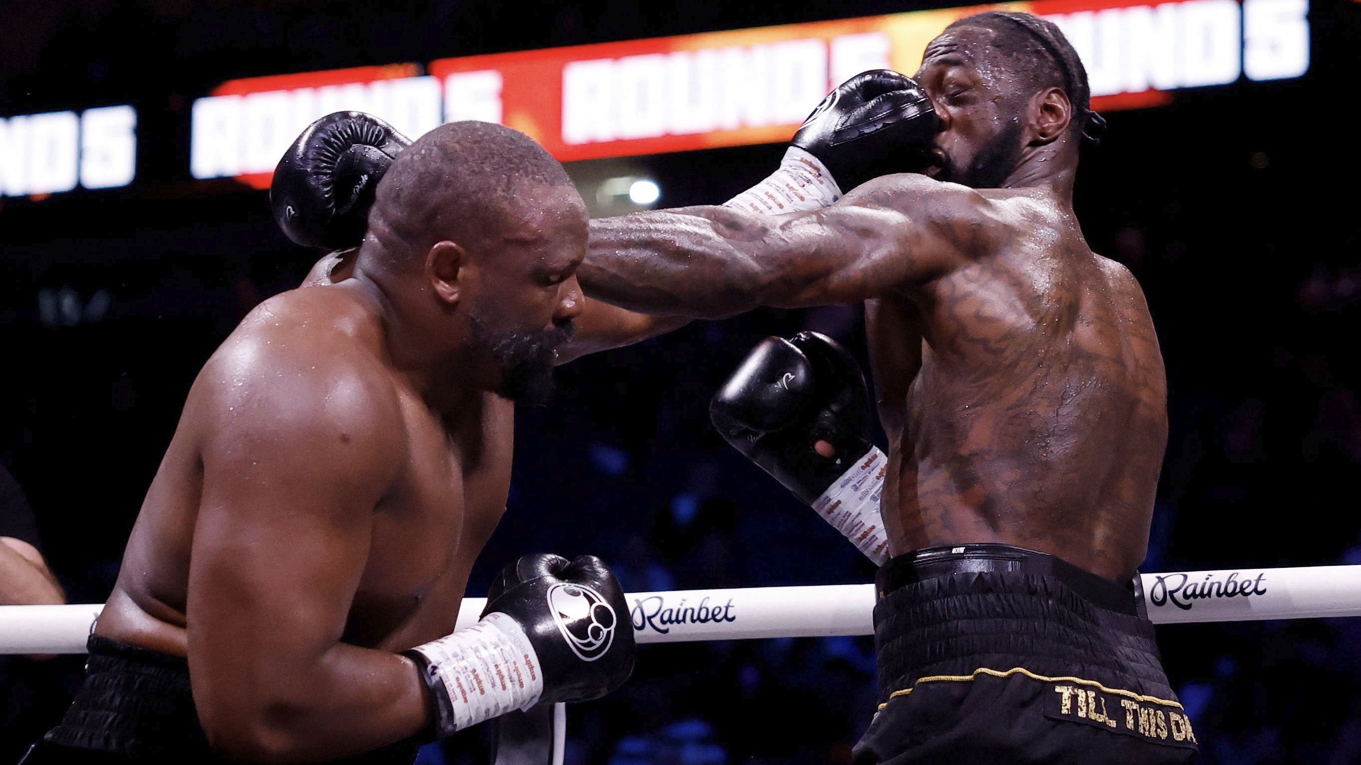 Duel tinju dunia Derek Chisora vs Deontay Wilder