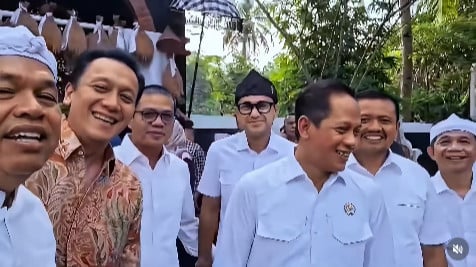 Dedi Mulyadi bersama beberapa wakil kepala daerah Jawa Barat