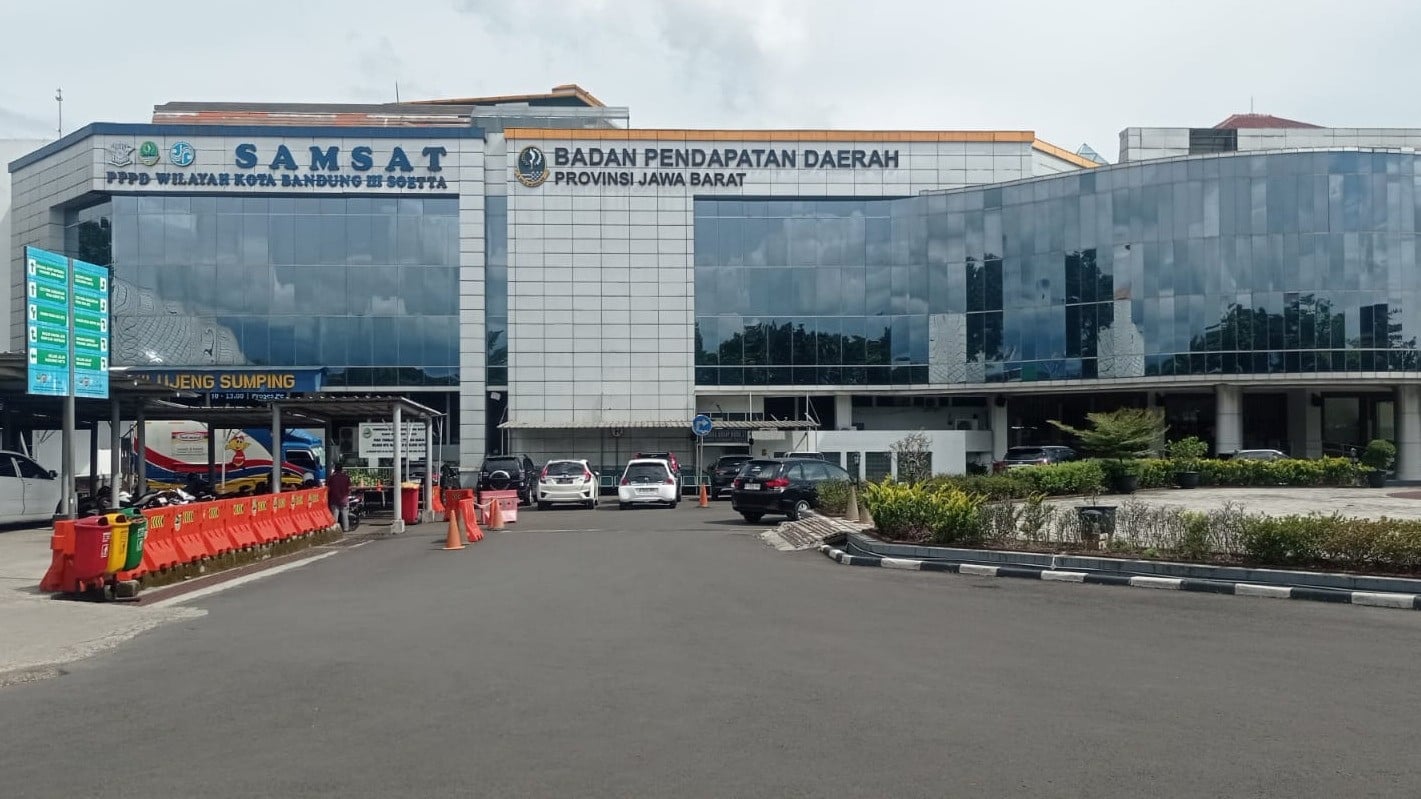 Kantor Samsat Soekarno-Hatta (Soetta) Kota Bandung, Badan Pendapatan Daerah (Bapenda) Jawa Barat.