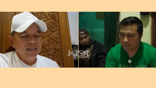 Dedi Mulyadi dengan Arif selaku Asisten Manajer Keperawatan