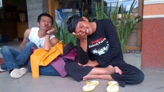 Bupati Purwakarta, Saepul Bahri Binzein alias Om Zein dan Gubernur Jawa Barat, Dedi Mulyadi (KDM) di masa remaja