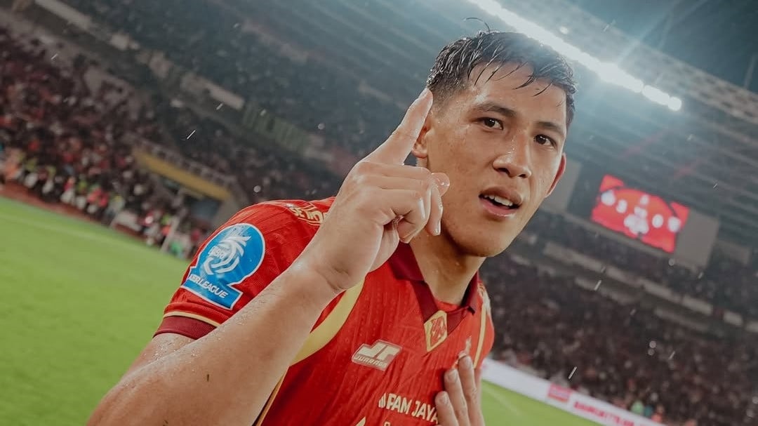 Striker Persija Jakarta, Eksel Runtukahu