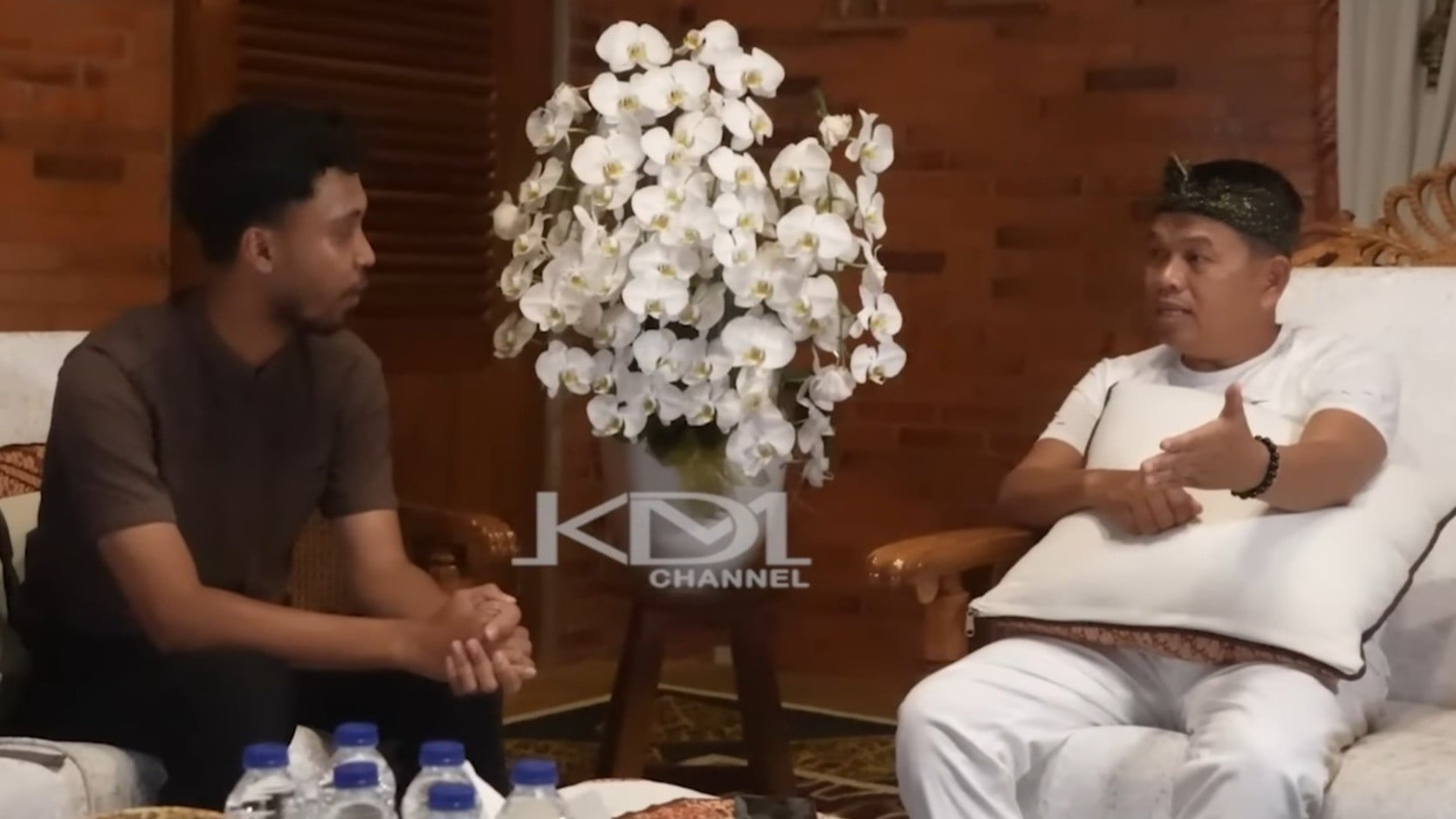 Dedi Mulyadi beli motor pria yang dipersulit bayar pajak