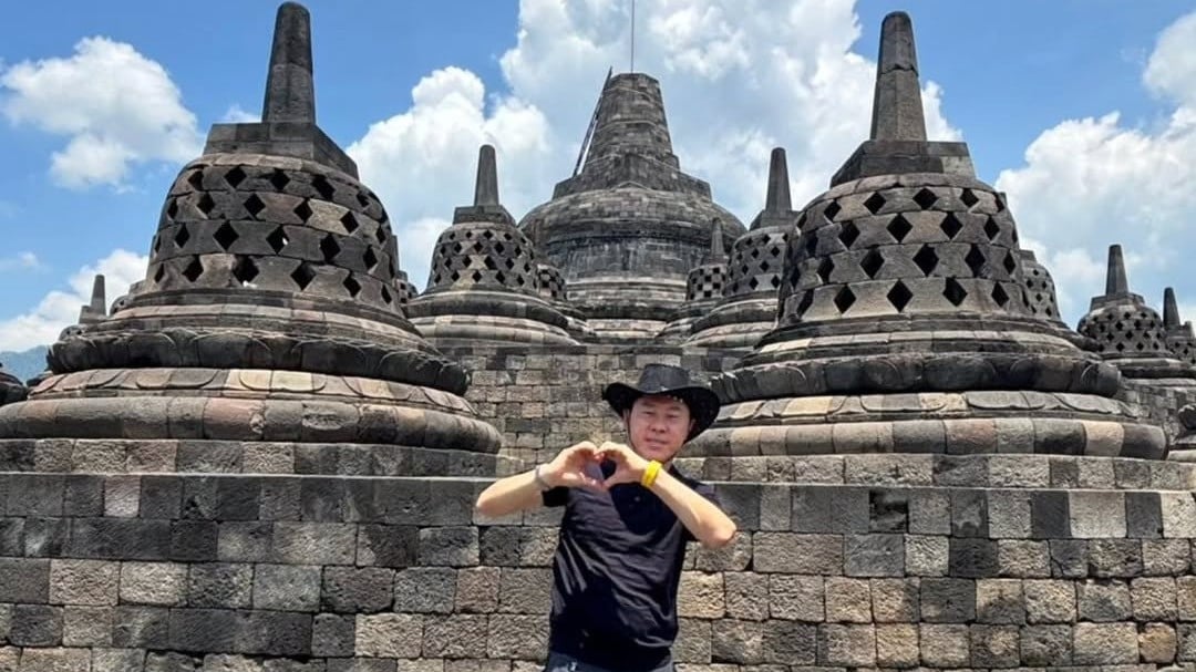 Mantan pelatih Timnas Indonesia Shin Tae-yong kunjungi Candi Borobudur