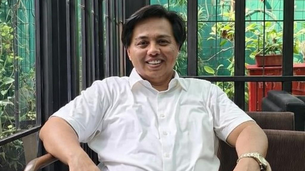 Owner Bandar Rokok Nusantara Global Grup atau Barong Grup, HRM Khalilur R Abdullah Sahlawiy atau Gus Lilur