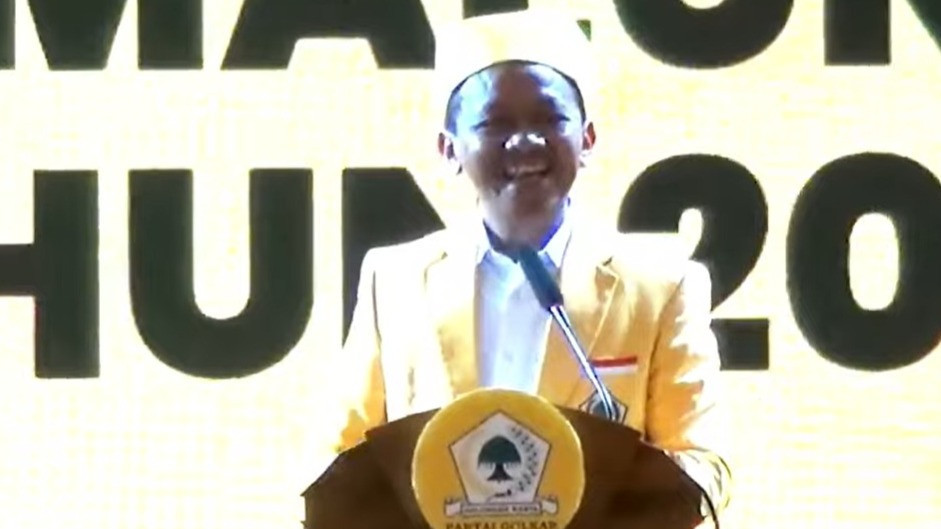 Menteri ESDM, Bahlil Lahadalia saat puji Sherly Tjoanda Laos