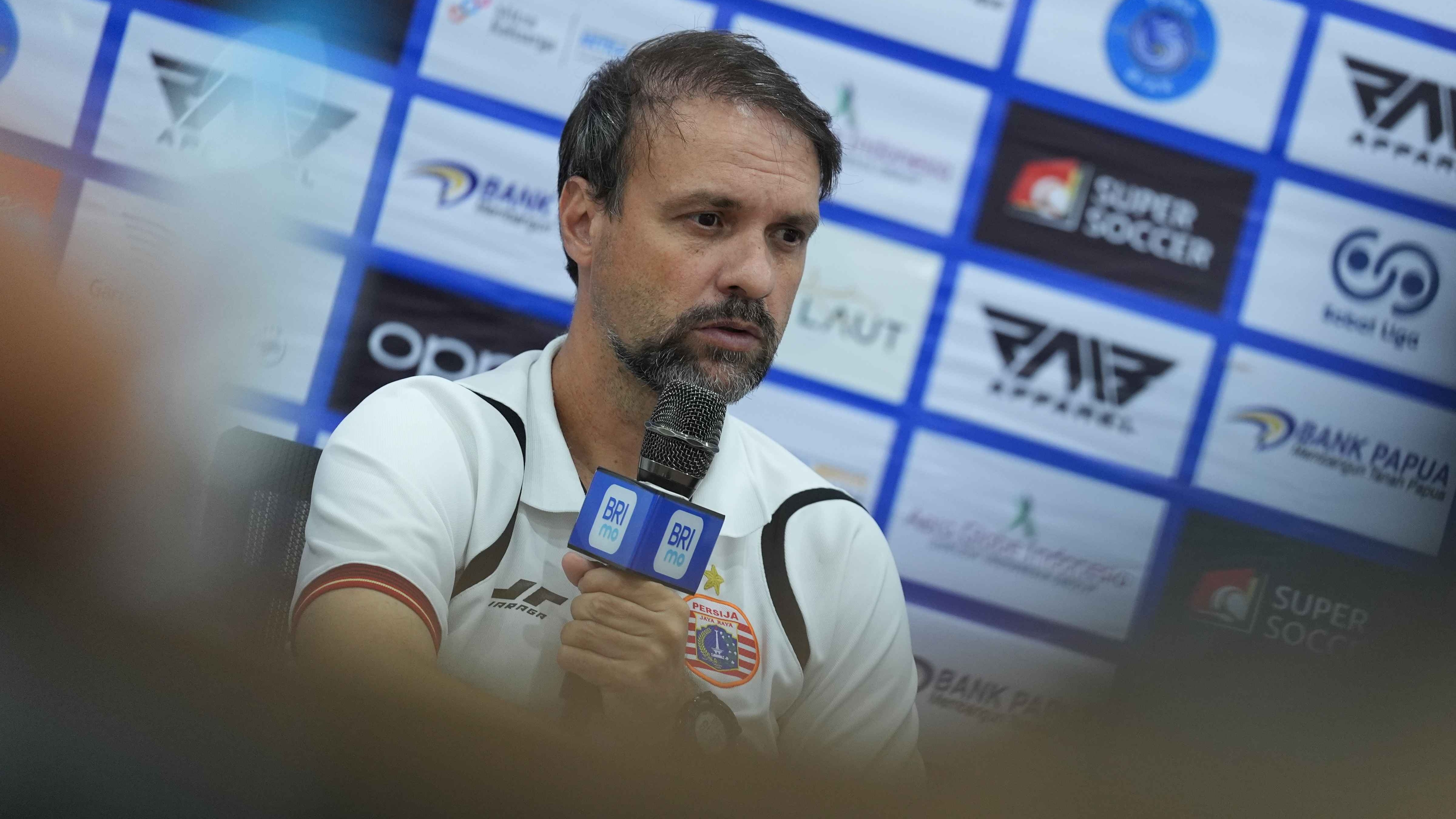 Pelatih Persija, Mauricio Souza