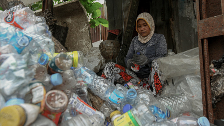 Lensa Berbicara: Limbah Plastik Jadi Sumber Penyambung Hidup Warga Pancoran Jakarta
