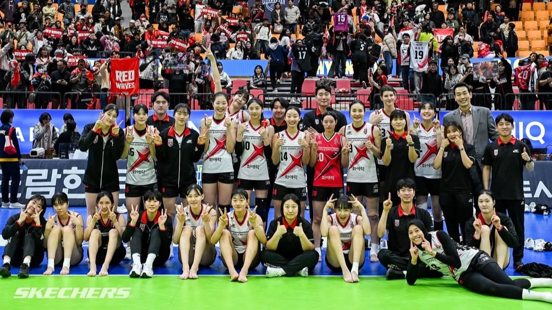 Megawati Hangestri saat masih berseragam Red Sparks