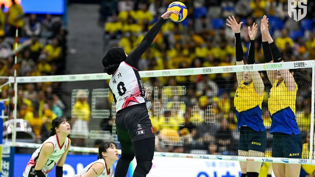 Megawati Hangestri saat masih berseragam Red Sparks