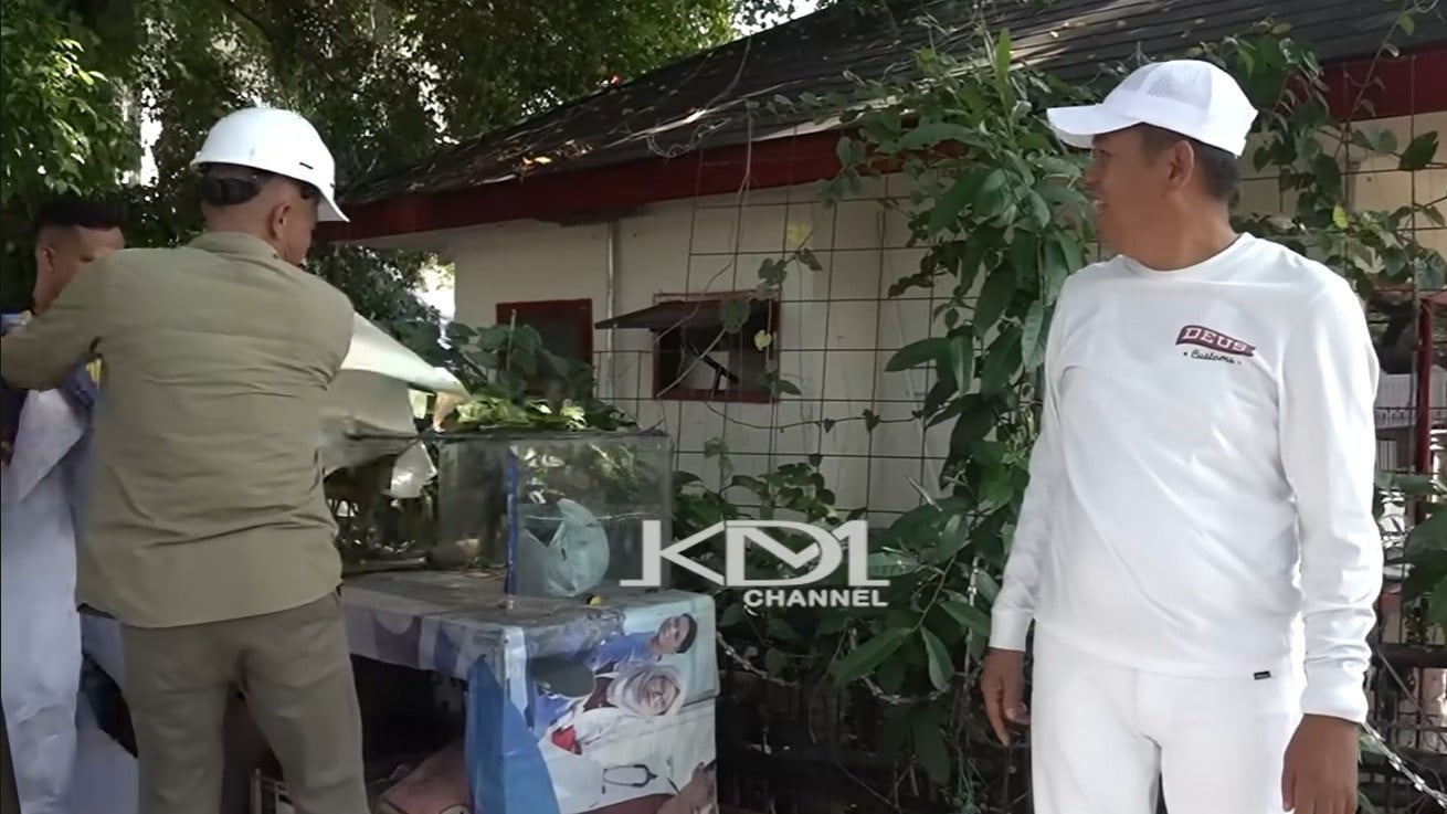 Gubernur Jabar, Dedi Mulyadi (KDM) perintahkan Satpol PP Kota Bandung membereskan gerobak milik tunawisma