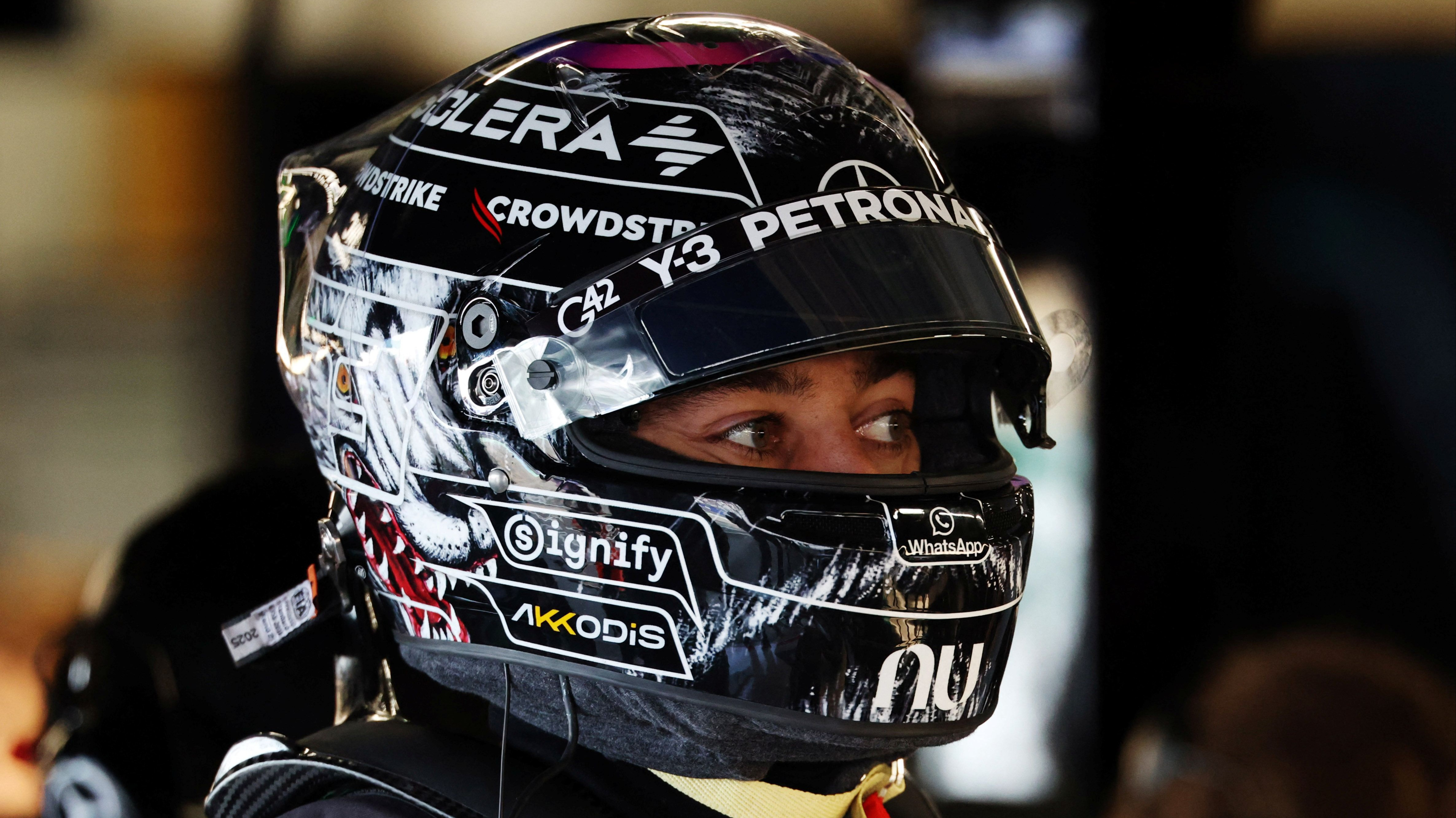 Pembalap Mercedes, George Russell