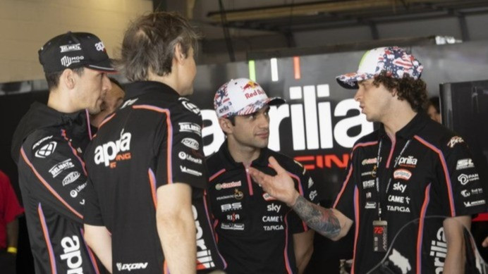 Dua pembalap Aprilia, Jorge Martin dan Marco Bezzecchi