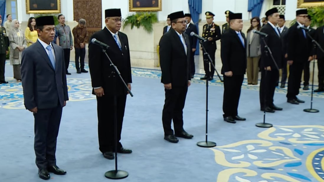 Reshuffle kabinet di Istana Negara, Senin (27/4/2026)