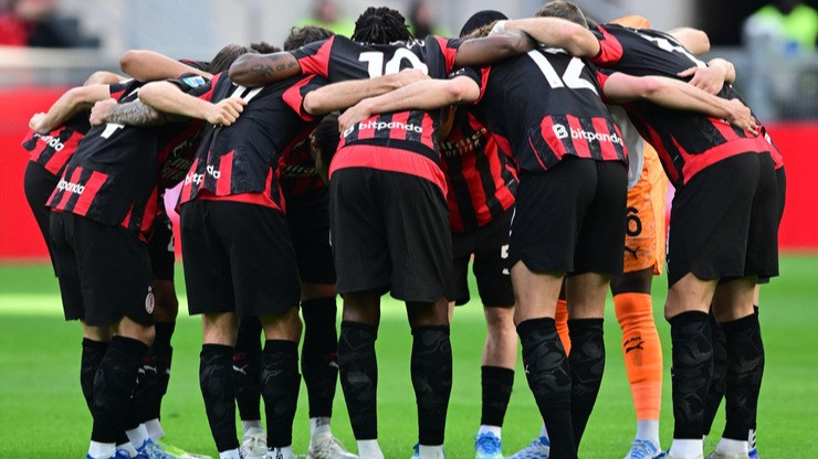 Para Pemain AC Milan Jelang Pertandingan Liga Italia