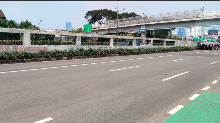 Kondisi Arus Lalu Lintas di Jalan Gatot Subroto pada Peringatan May Day 1 Mei 2026