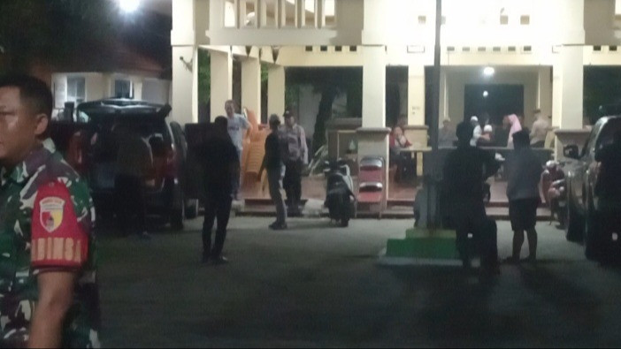 Tragis Kades Buncitan Sidoarjo Tewas di Balai Desa Terduduk di Sofa dengan Tali Menjerat Leher