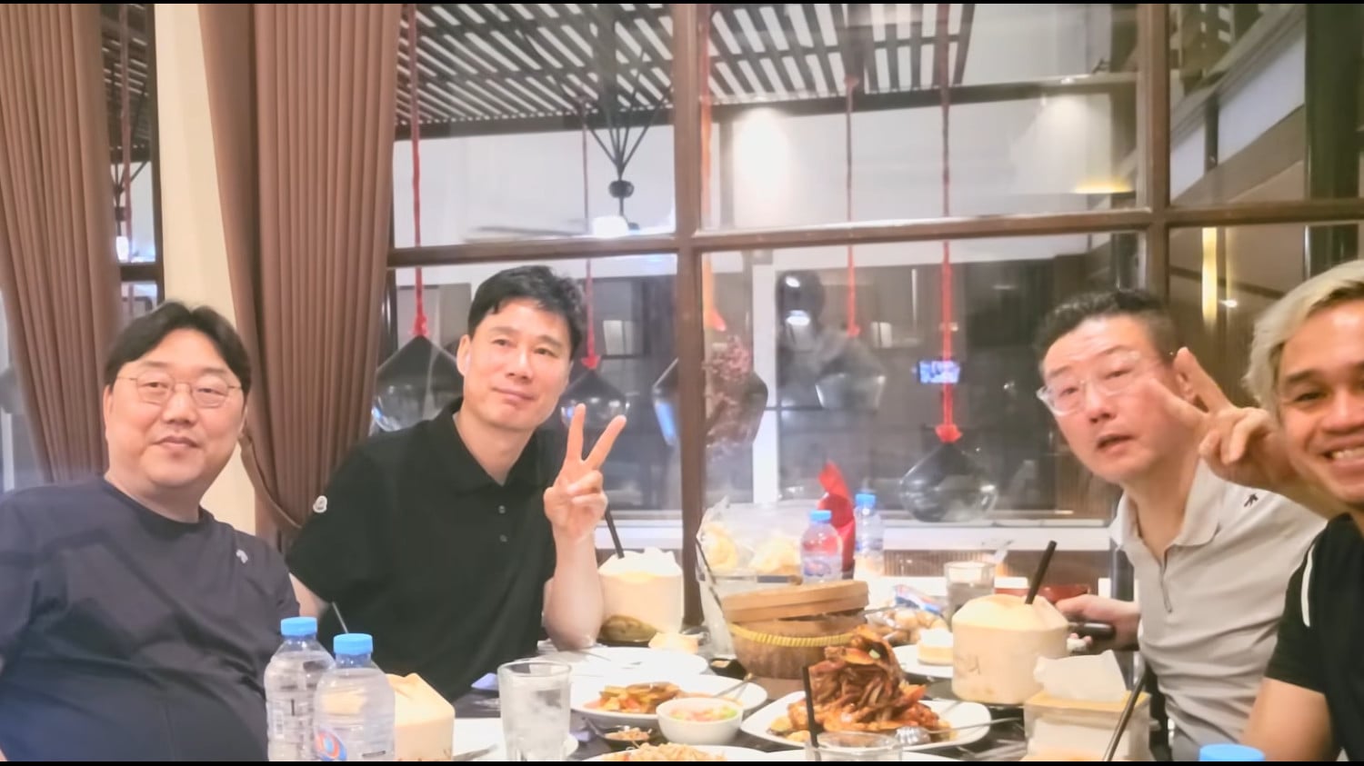 Pelatih Hyundai Hillstate, Kang Sung Hyun di kanal YouTube Negawassup