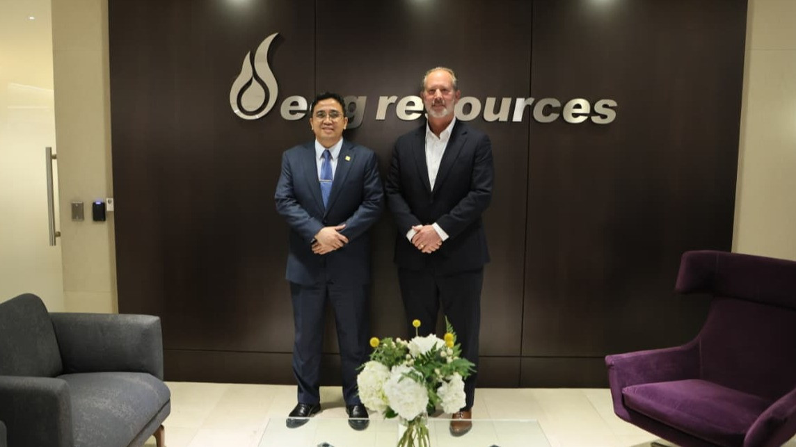 Wadirut Pertamina Oki Muraza bertemu President EOG International, Joe Korenek.