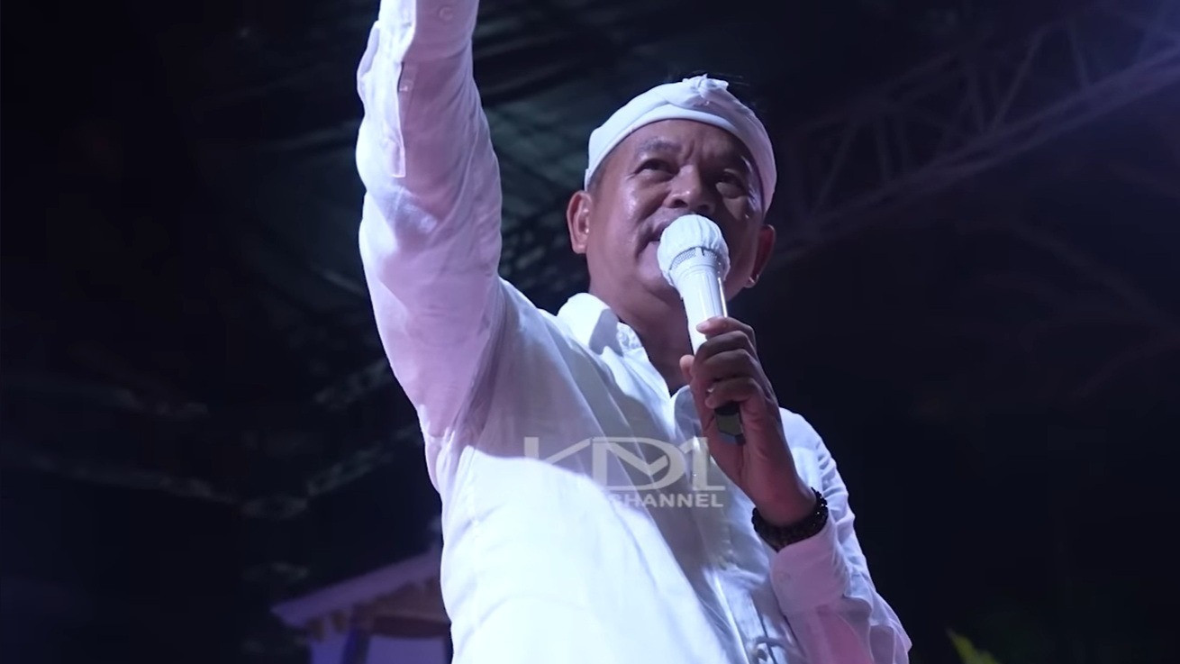 Gubernur Jawa Barat, Dedi Mulyadi (KDM) di Kirab Budaya Milangkala Tatar Sunda di Kabupaten Cianjur, Jabar