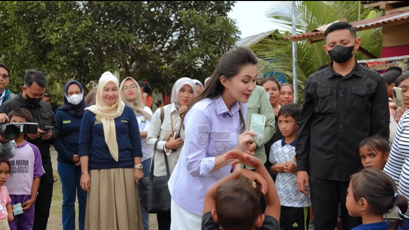 Gubernur Malut Sherly Tjoanda