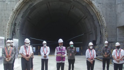Presiden targetkan kereta cepat Jakarta-Bandung diuji coba akhir 2022