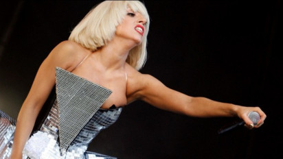 Lady Gaga Ungkap Gangguan Psikotik Akibat Diperkosa di Masa Lampau