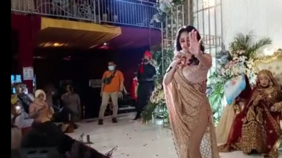 VIRAL, Dewi Persik dihadirkan di hajatan hingga langgar prokes 