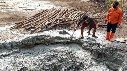 ESDM Jabar Uji Sample Semburan Lumpur Cirebon