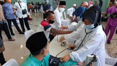 Pemerintah Pusat dorong vaksinasi di Bali, Batam dan Bintan