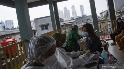 Dinkes DKI: Vaksinasi Covid-19 Usia 18 Tahun ke Atas Percepat Cakupan Program Nasional