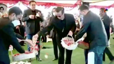 Pemakaman Isteri Menkumham Yasonna Laoly di San Diego Hills Diiringin Doa Keluarga