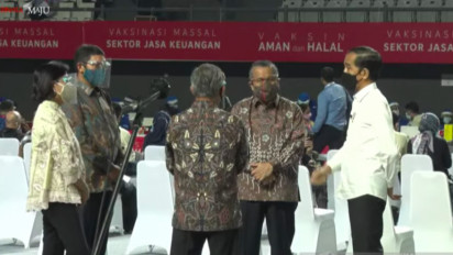 Presiden Targetkan 100 Ribu Pelaku Jasa Keuangan Divaksin Pekan Ini