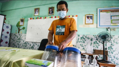 Anies Putuskan Zona Merah di DKI Tidak Gelar Pembelajaran Tatap Muka