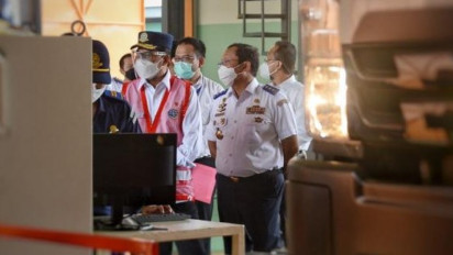 Menhub Minta PT KAI Tes Acak Covid-19 di Stasiun