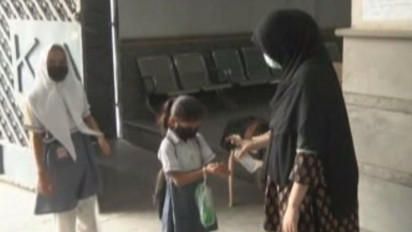 Kasus Covid-19 Turun, Sekolah di Pakistan Kembali Dibuka