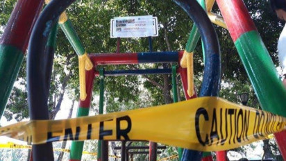 Takut Corona, Taman Bermain di Bali Diberi Garis Polisi