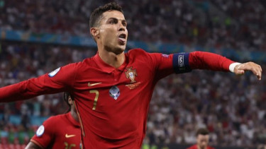 Dua Gol C. Ronaldo Bawa Portugal Lolos Sebagai Peringkat Ketiga Terbaik