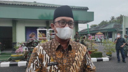 Miris, Wakil Bupati Dangdutan Tanpa Pakai Masker
