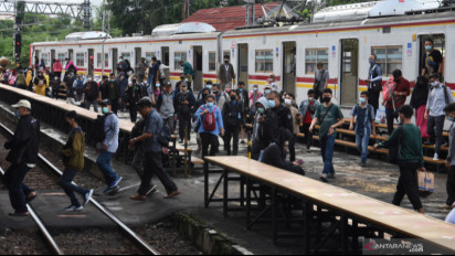 Ini Dia Jam Operasional KRL Selama PPKM Darurat