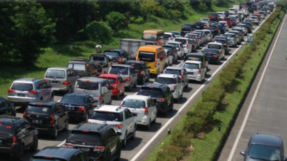 Penyekatan di Pintu Keluar Tol Pasteur Macet hingga 4 Kilometer
