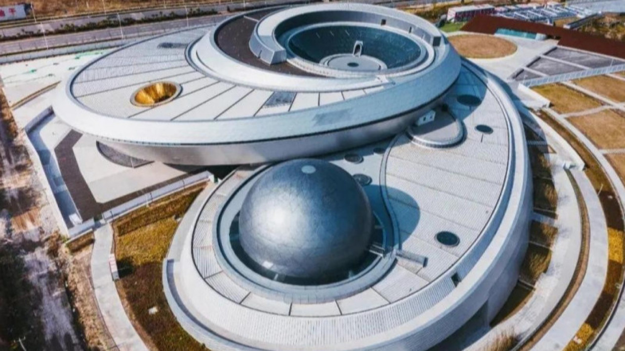 China Buka Planetarium Terbesar di Dunia  17 Juli
            - galeri foto