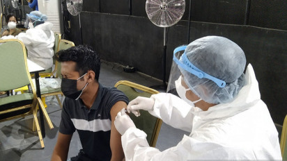 Bio Farma Pastikan Bahan Baku & Produksi Vaksin Covid-19 Berjalan Hingga Akhir 2021