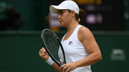 Ashleigh Barty Jadi Petenis Putri Australia Pertama Juarai Wimbledon