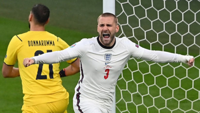 Luke Shaw Pecahkan Rekor Cetak Gol Tercepat di Laga Final Euro